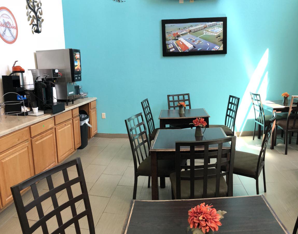 Howard Johnson By Wyndham Lubbock Tx מראה חיצוני תמונה