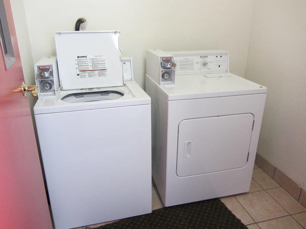 Howard Johnson By Wyndham Lubbock Tx מראה חיצוני תמונה